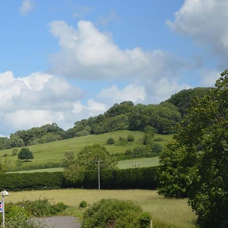 Cheerful 3 Bedroom Property Set In The Countryside Westcott  Exteriér fotografie